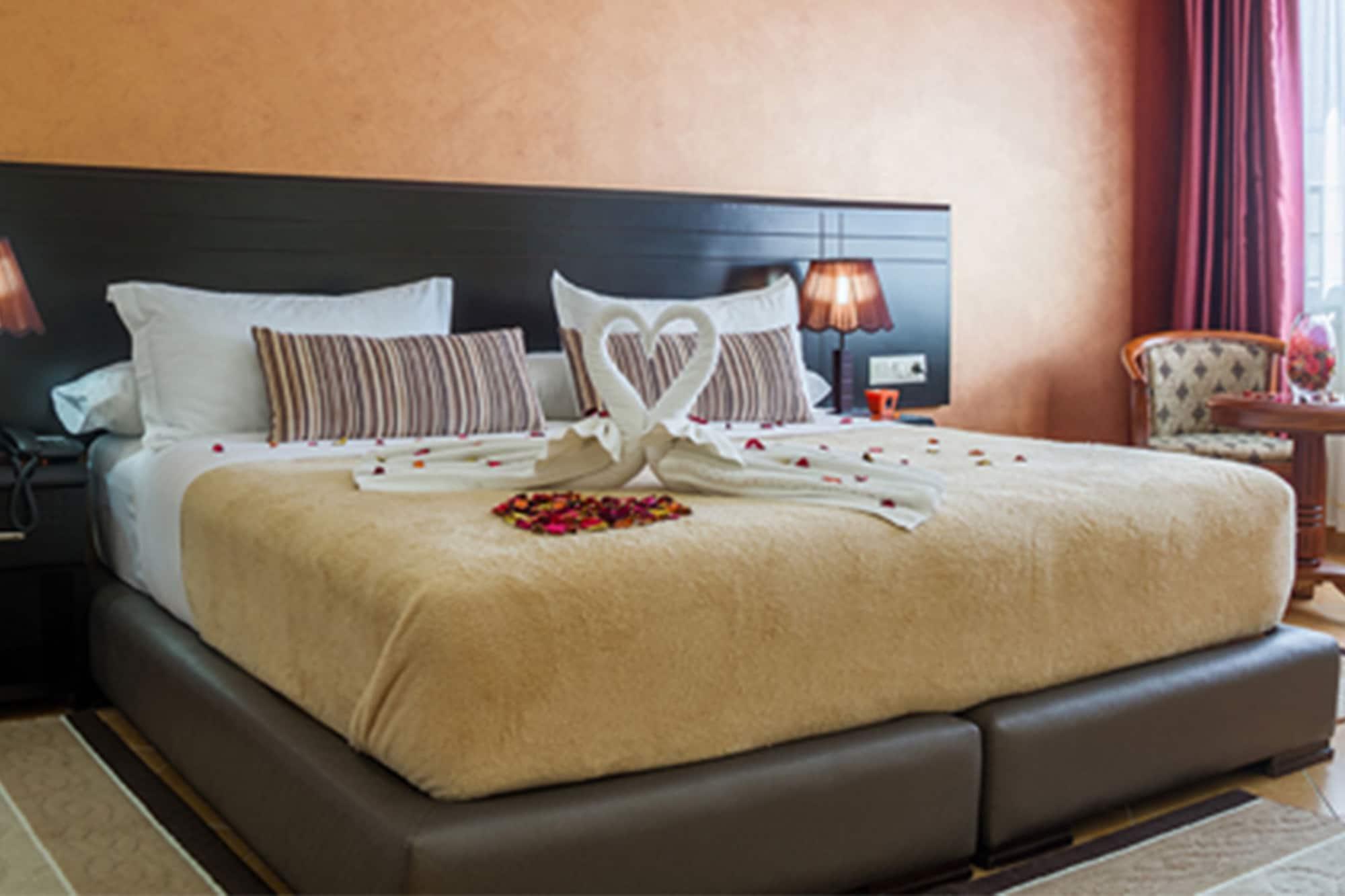 Hotel Suite Мартиль Экстерьер фото