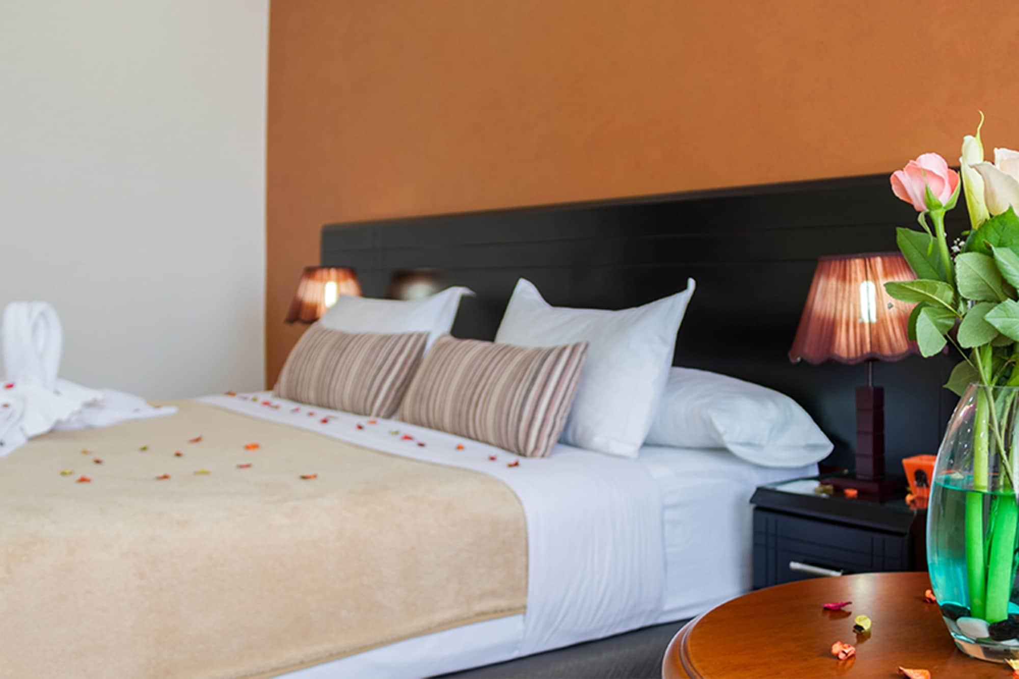 Hotel Suite Мартиль Экстерьер фото