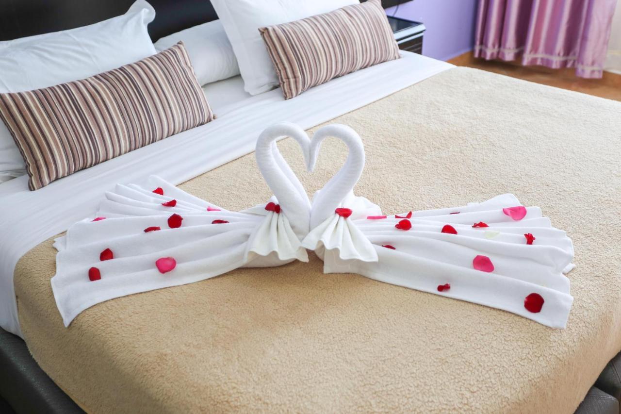 Hotel Suite Мартиль Экстерьер фото